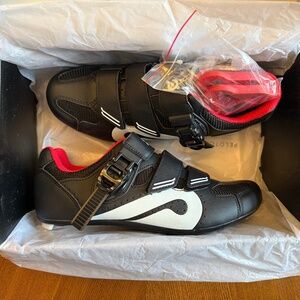 Peloton cycling shoes